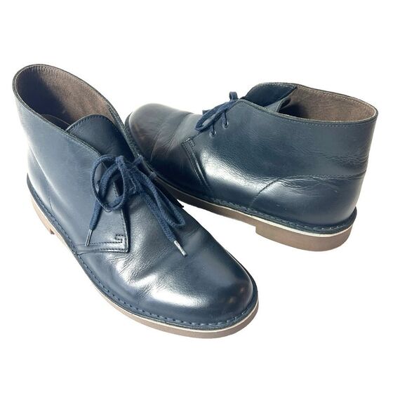 Clarks Navy Blue Leather Chukka Boots Mens Size 10 M Lace Up Comfort Casual Shoe - Picture 1 of 11